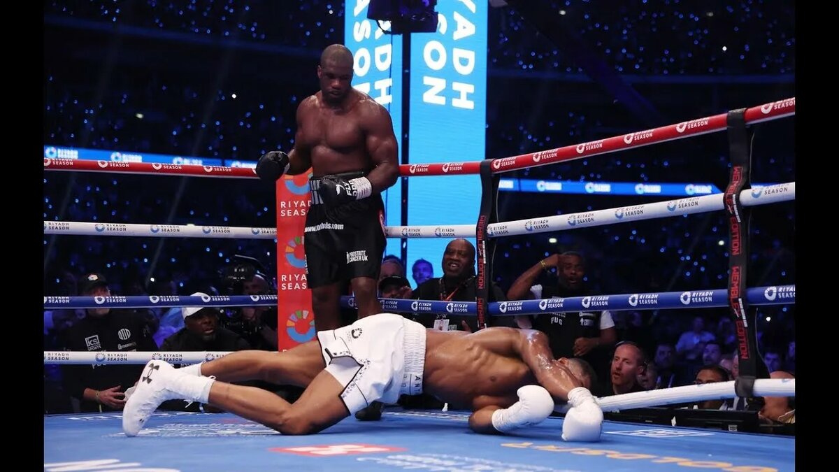 Даниэль Дюбуа нокаутирует Энтони Джошуа