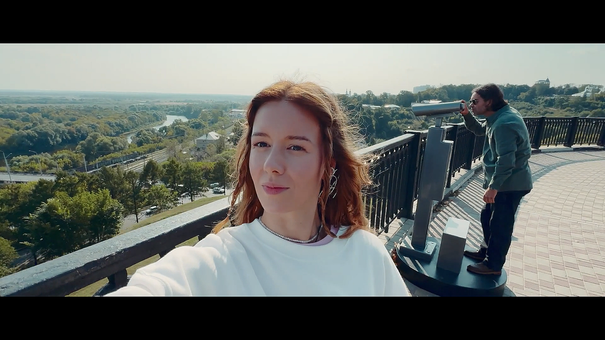 Кадр из фильма Туда (2025)