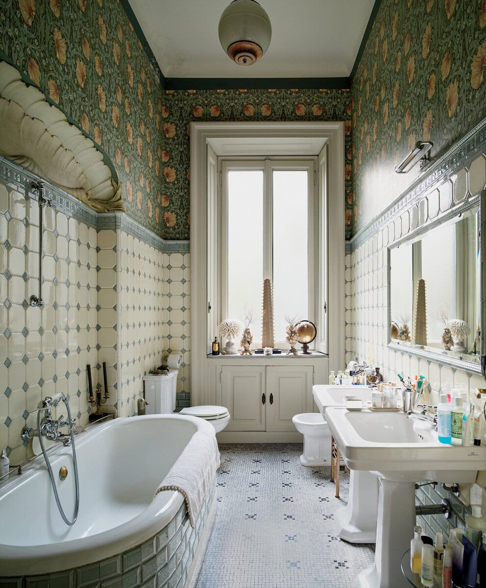 Ванная комната руководителей модного дома Tod’s