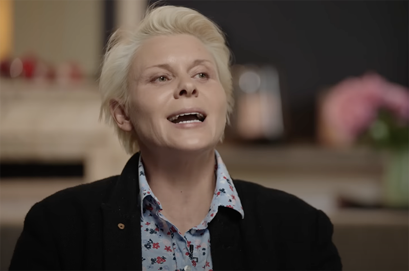    Яна Троянова. Кадр из видео