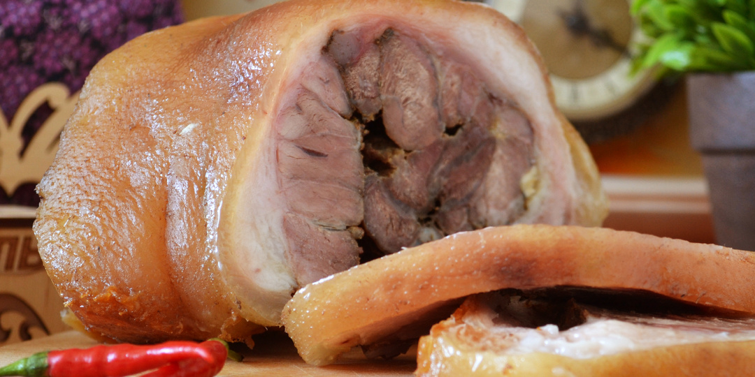 Когда хочется мяса побольше, а цены опять улетели в космос: вкуснейший рулет из рульки