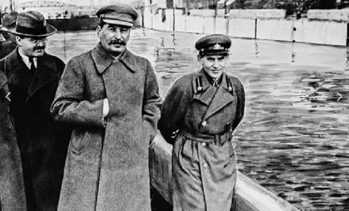 Сталин и Ежов