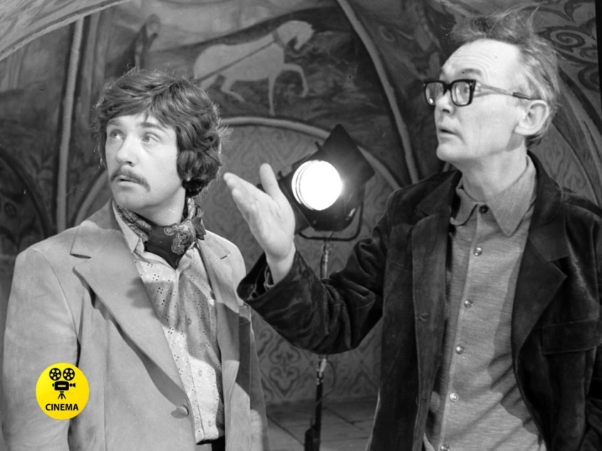 Леонид Гайдай на съёмках фильма "Иван Васильевич меняет профессию" (1973).