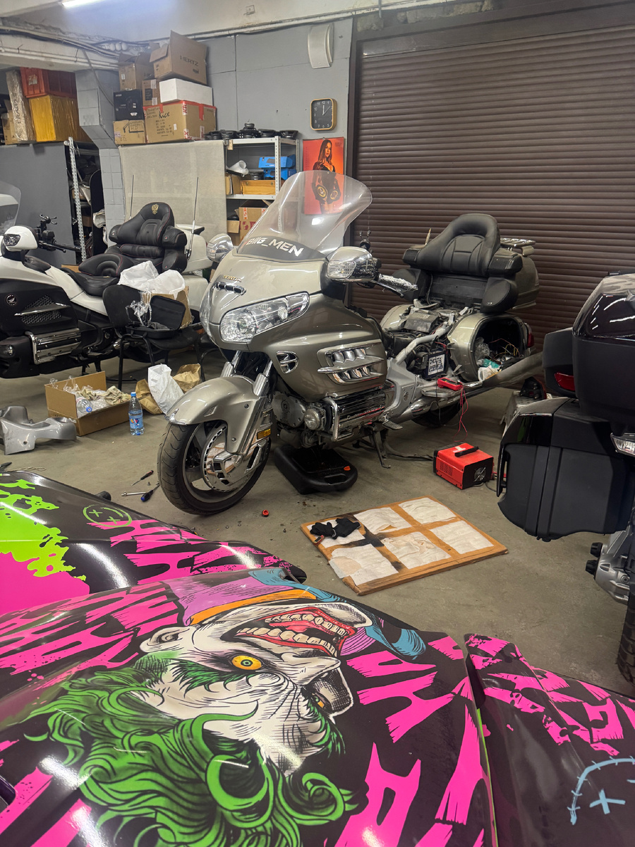 3 мая мотоцикл еще разобран 