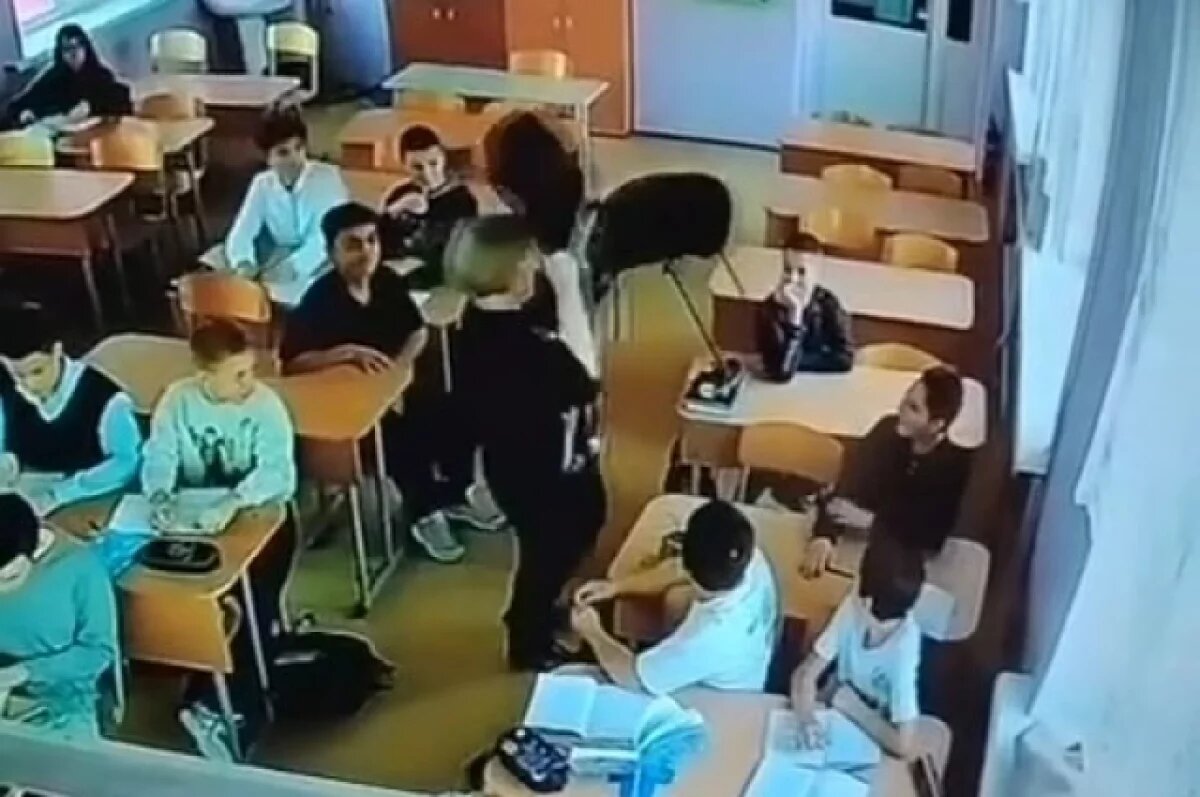    Мизулина обратила внимание на инцидент в школе Приморья