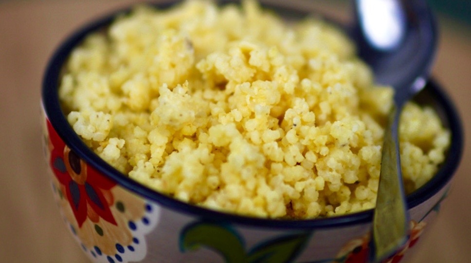 Попробовала приготовить пшенку по старинным рецептам. Даже знакомый всем кулеш получился пальчики оближешь!