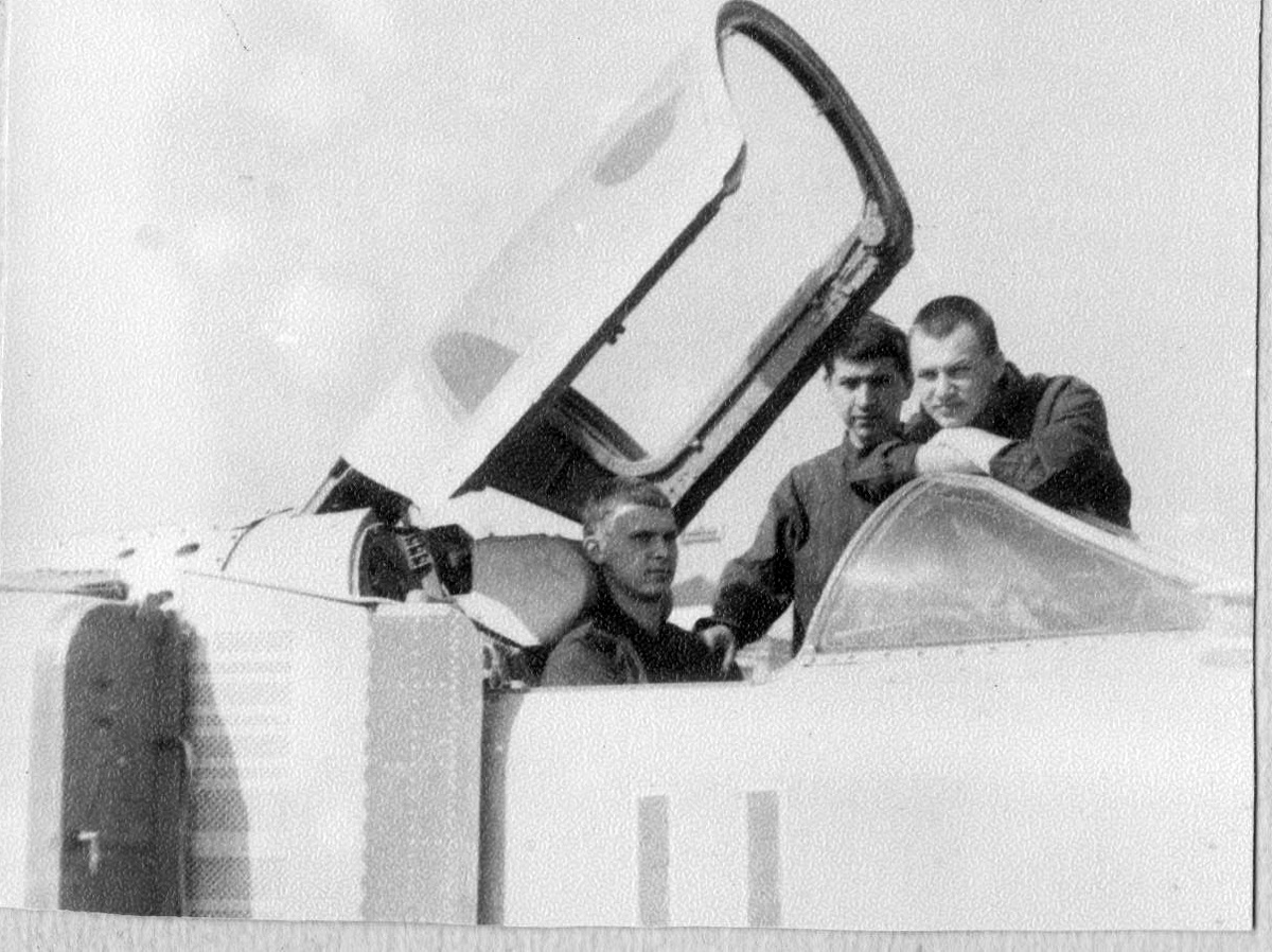 Тамбовское ВВАИУ, 1990 год. Учебный аэродром. 