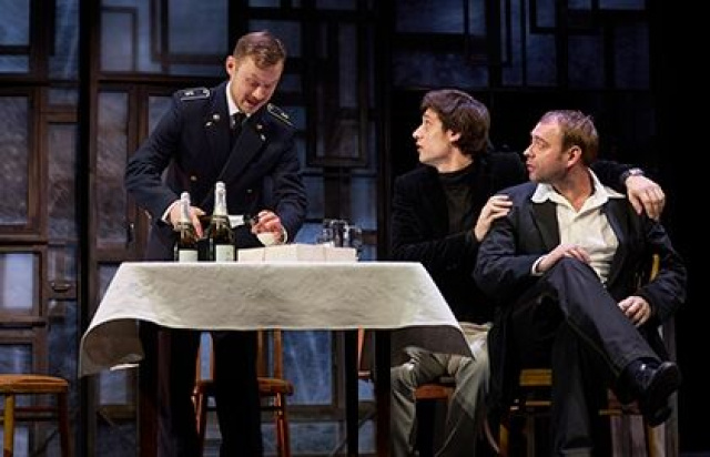 Спектакль «Старший сын» в Театр имени Маяковского - МОСБИЛЕТ.ру