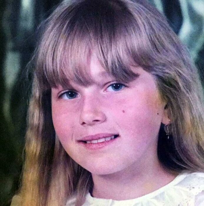 Карина Андоленко в детстве