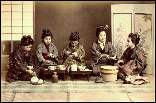 Почему в Азии едят палочками?