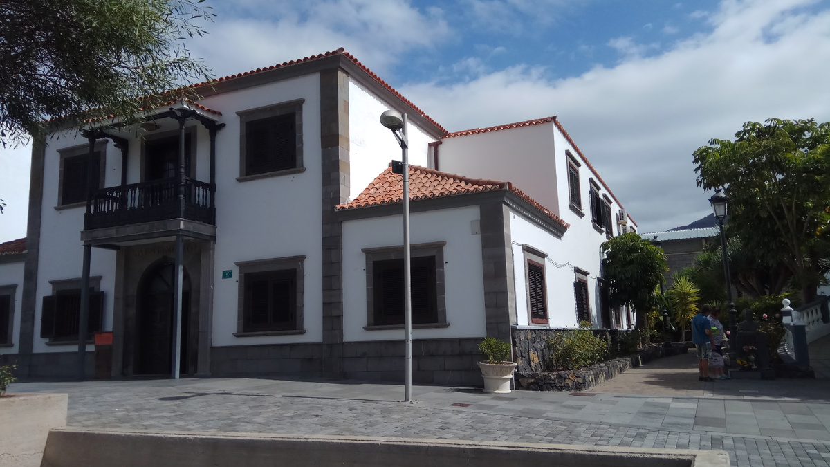 Город построена в XVII веке. Расположен он на высоте без малого 1000 метров над уровнем моря