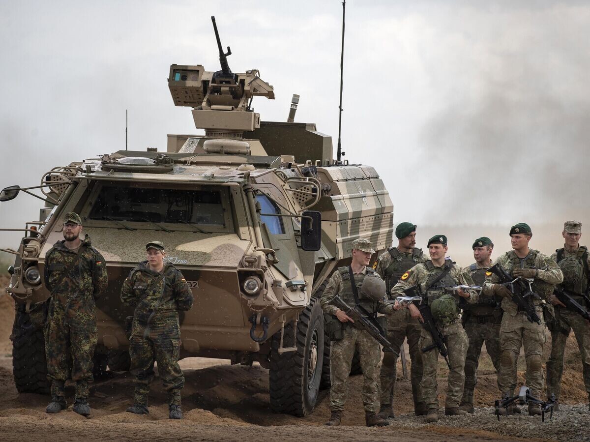    Солдаты бундесвера© AP Photo / Mindaugas Kulbis