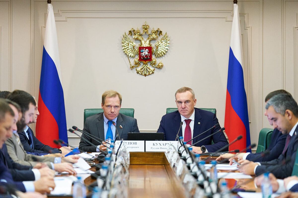 Югра представила в СФ инициативы по развитию нефтедобычи.  Фото: предоставлено пресс-службой правительства Югры