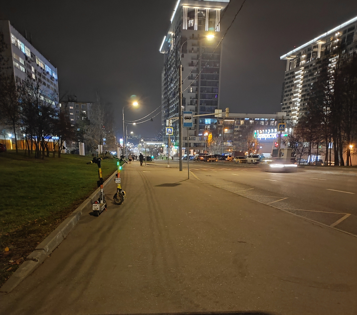 Понравился вид с моей автобусной остановки.