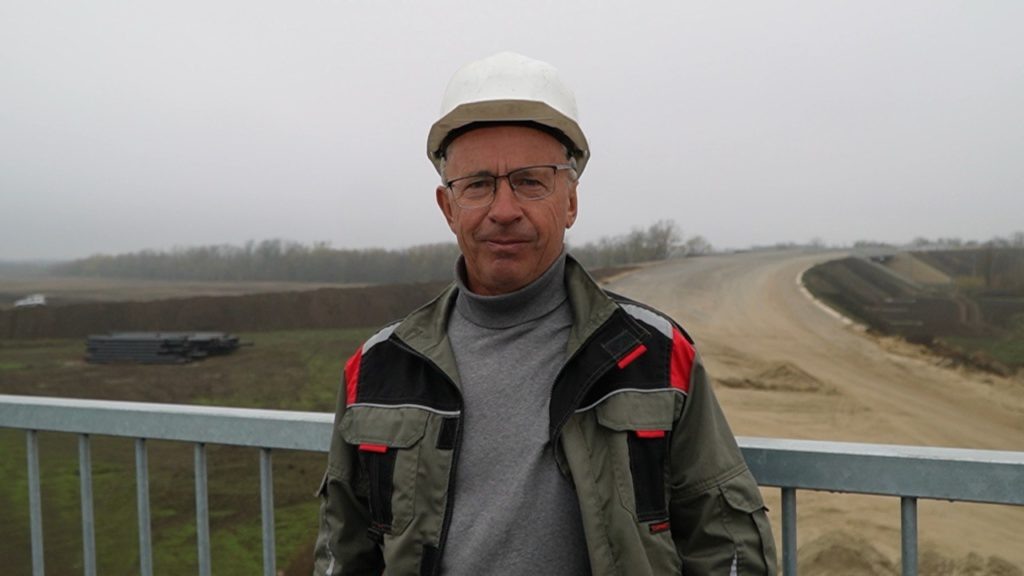    Мастер участка N° 7 ООО «СтройЮгРегион» Анатолий Ярмонов. Владимир Головенко