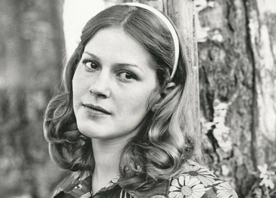 Анна Каменкова