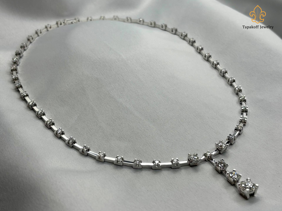 Колье с бриллиантами, выполненное на заказ. Возможен авторский повтор! Из коллекции Руслана Тапакова