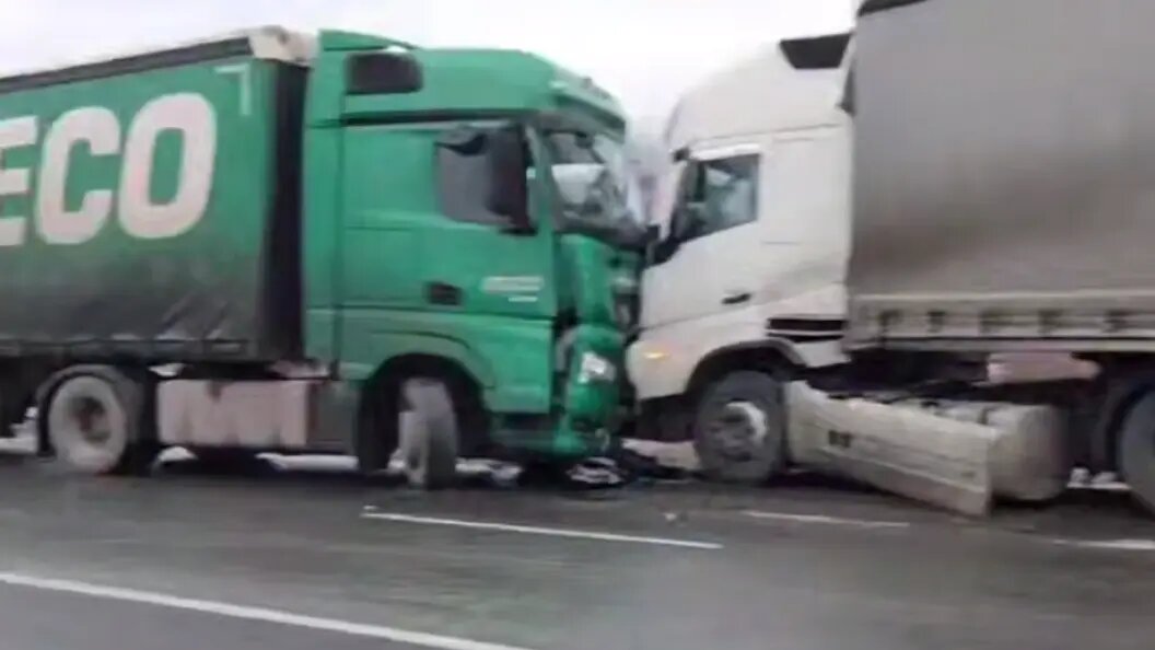    Фото: скрин видео ГИБДД Челябинской области/предоставлено телеканалу "Царьград".