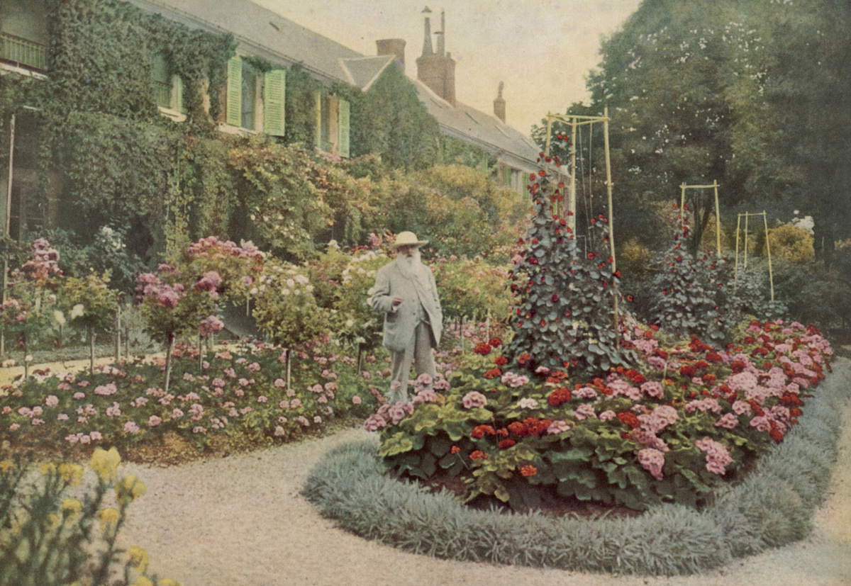    В конце 1850-х Клод Моне вернулся в Париж и поступил в Академию Сюиса, где изучал барбизонскую школу. Её представители делают наброски на улице, а затем на их основе в студии стараются изобразить максимально реалистичный пейзаж / globallookpress.com / Mary Evans Picture Library