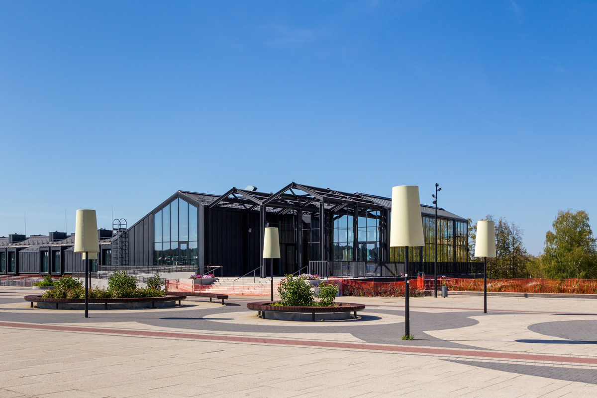 Вид на ресторан "Оранжерея" с набережной 