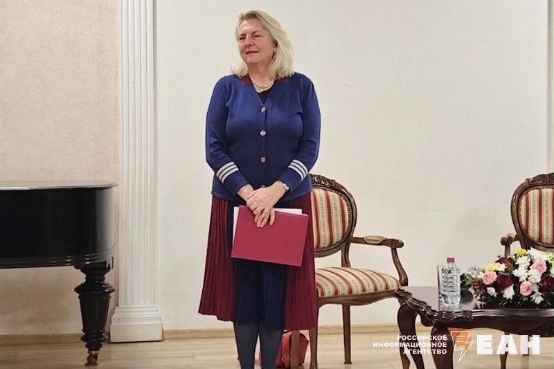    ЕАН. Карин Кнайсль