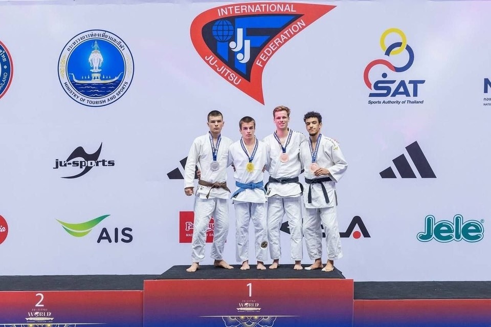    Игорь Волосенков занял почетное второе место на пьедестале почета. Фото: ТГ/Ширшов