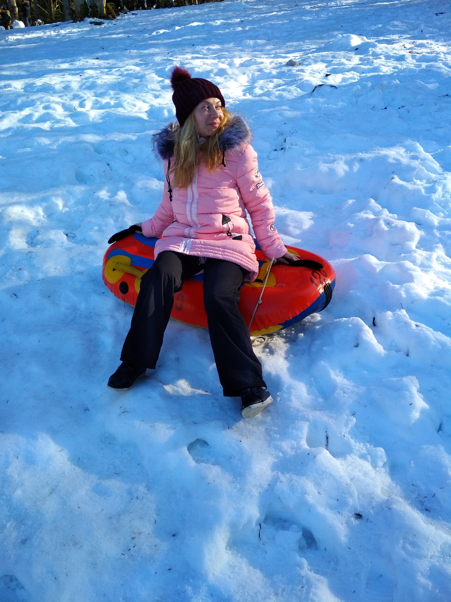 И на санках можно покататься, и в бассейнах с термальной водой поплавать