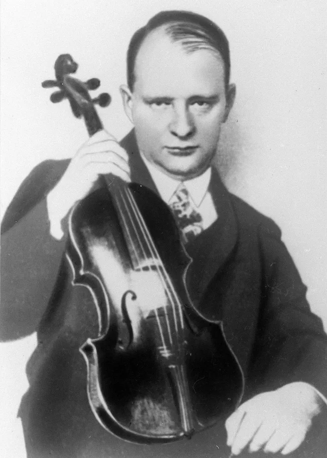 Хиндемит Пауль (1895-1963 гг.) - композитор. Из фондов Музея музыки.