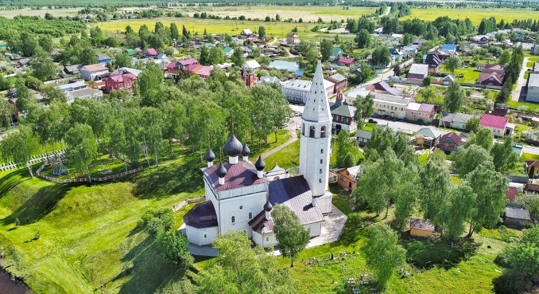 Село Вятское / Фото: https://tripstour.ru/putevoditel/dostoprimechatelnosti-vyatskogo-yaroslavskoj