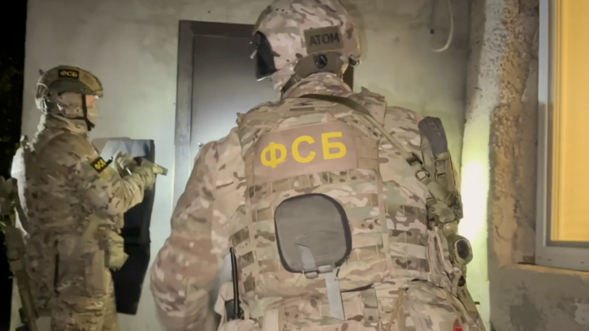    Фото: ИЗВЕСТИЯ/ЦОС ФСБ РФ; 5-tv.ru