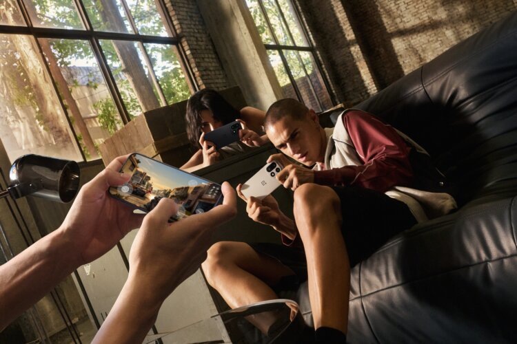    Выглядит новый OnePlus максимально стильно