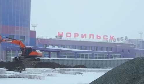     В Норильске строят временный терминал аэропорта