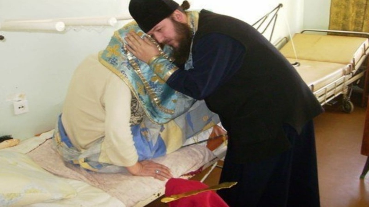 Входя к больному, сохраняйте мужество, любовь и человечность.