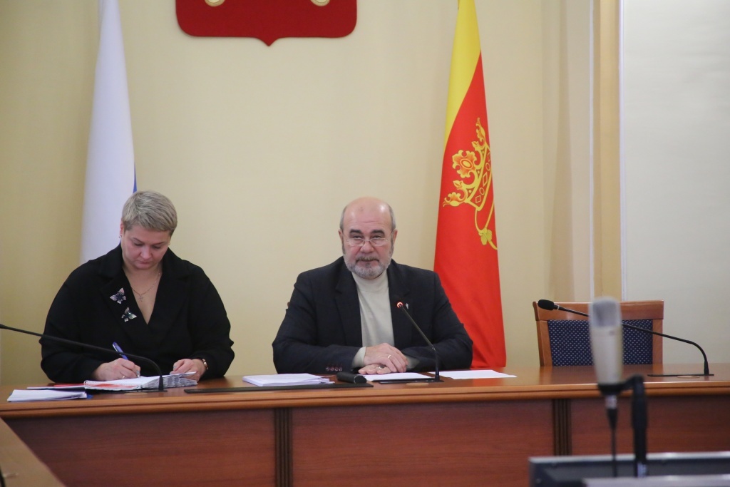 Тверские депутаты обсуждают новую редакцию городского Устава