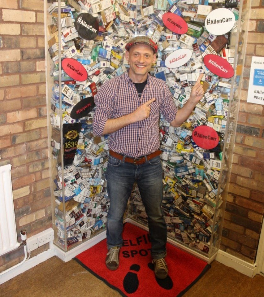 Александр Фомин - "Куда поставить укол, чтобы навсегда перестать хотеть курить?".