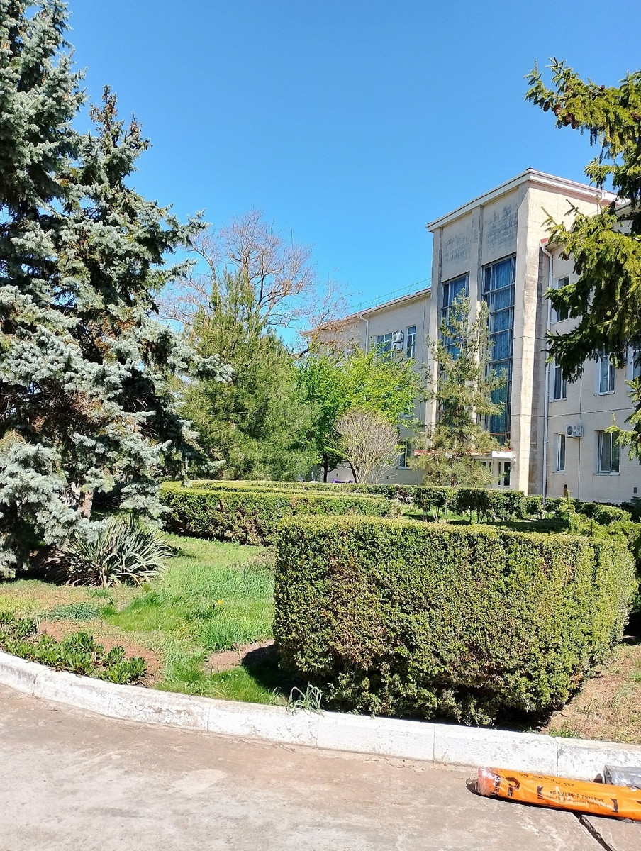 Санаторий "Рябинка" в Крыму. Фото автора.