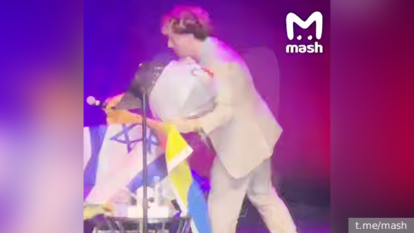     Фото: t.me/mash   
 Текст: Вера Басилая