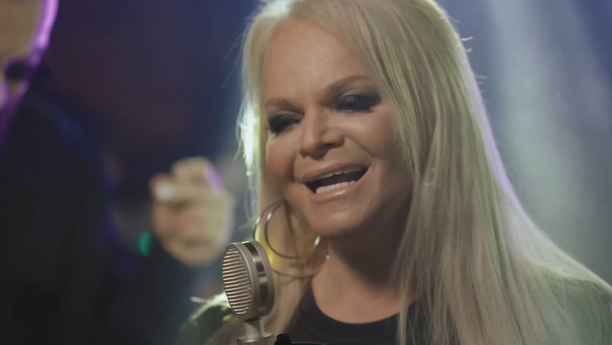    Фото: кадр клипа Burito & Лариса Долина — Капкан