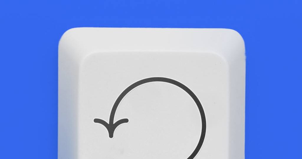 Можно ли закрыть ИП в конце года и открыть новое, чтобы обнулить лимит дохода по НДС