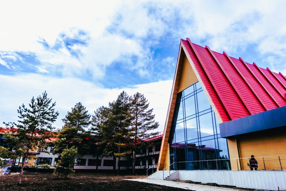 Блок обслуживания бывшего Дома иностранных специалистов