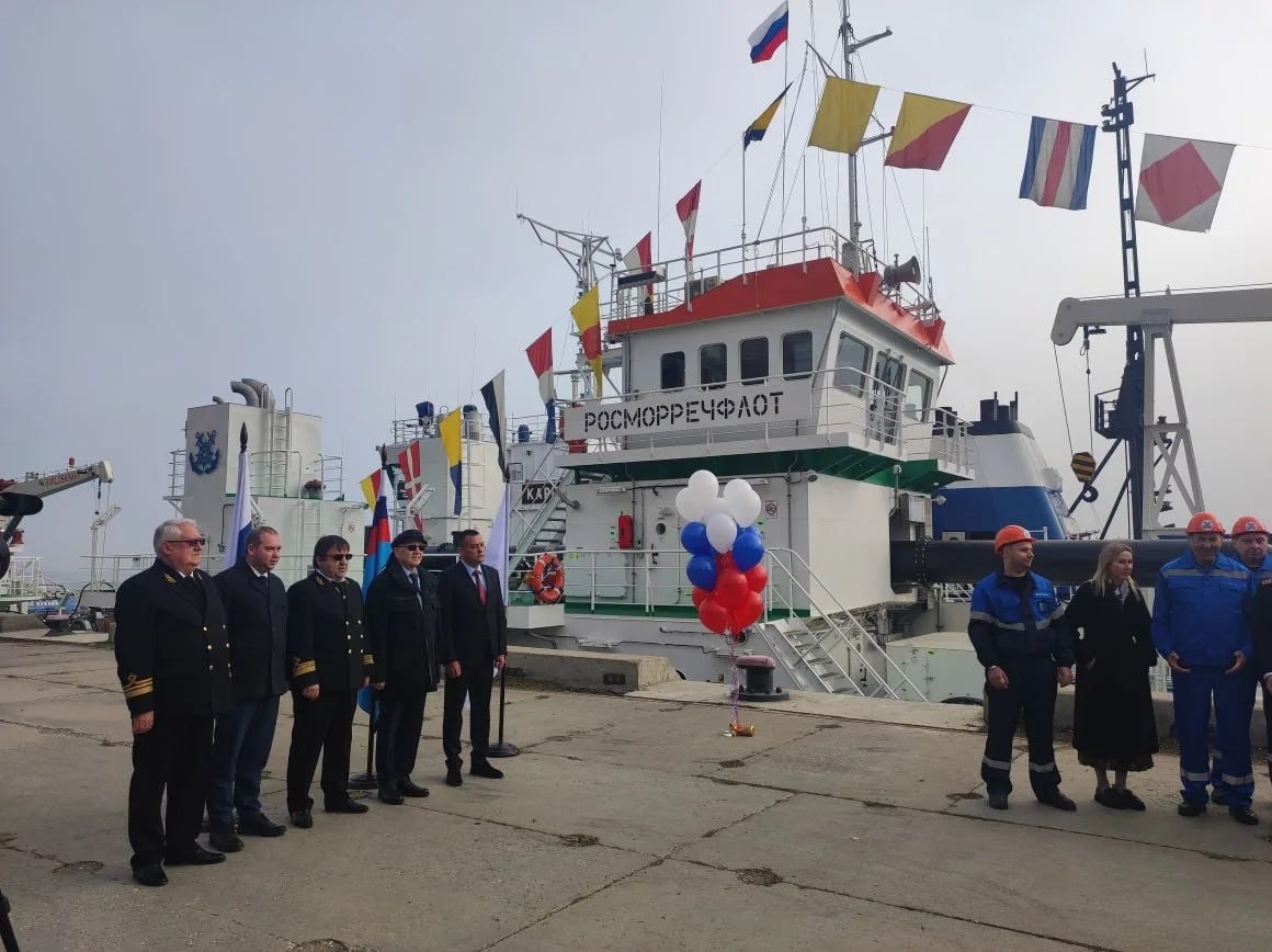На земснаряде "Николай Гричановский" проекта FPDG3 поднят флаг России / Фото: РМРС  📷
