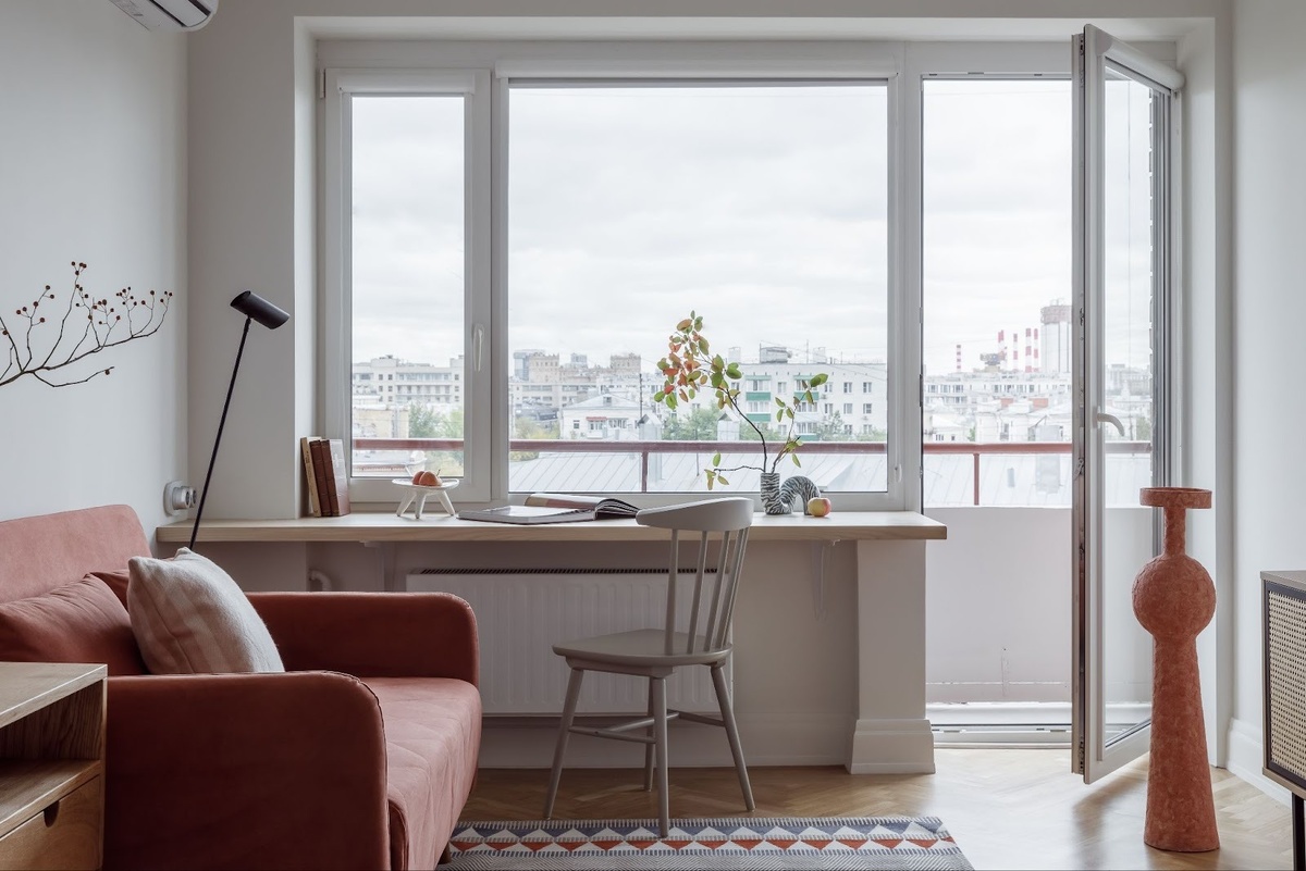 На фото: квартира 42,2 кв.м в г. Москве. Дизайнеры: Елена Бородулина, Дарья Васильева и Ксения Гурова; фотограф: Михаил Чекалов