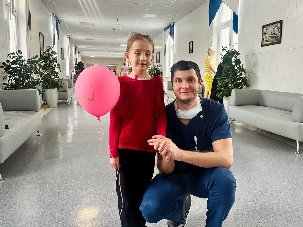    Хирурги окружного Кардиоцентра Сургута успешно провели сложнейшую операцию девочке 8 лет