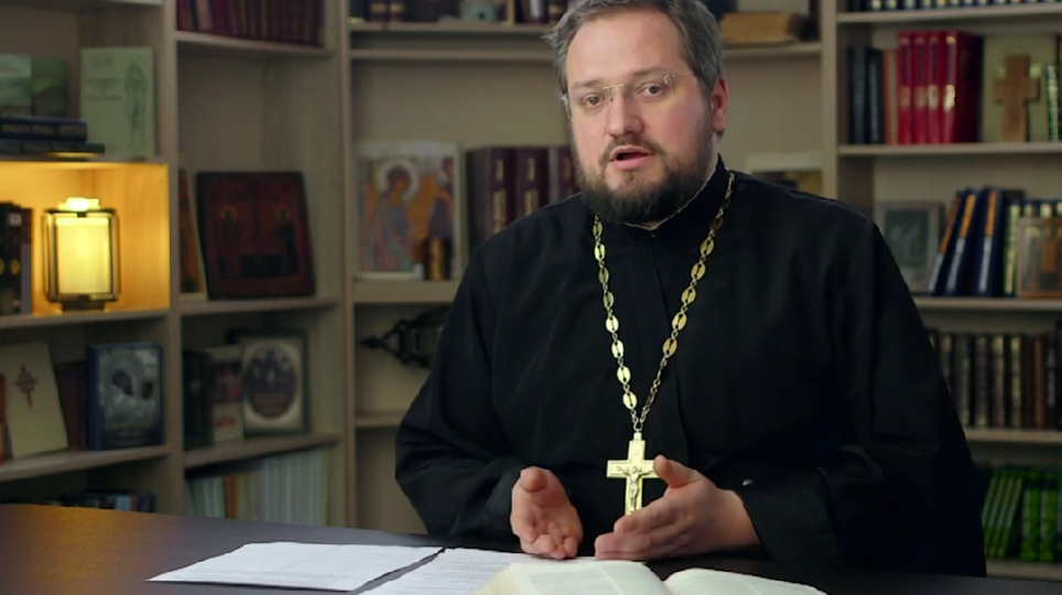 Можно ли носить ладанку и иконку на шее? Священник Владислав Береговой.