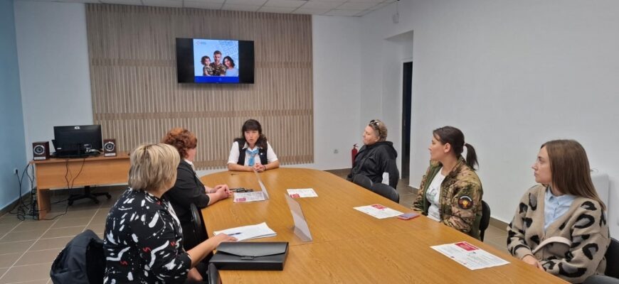 «Доверие –– это ключевая составляющая в выстраивании отношений с населением и СМИ»: Людмила Соломко о роли связей с общественностью и отношений с прессой одного из Кадровых центров «Работа России»