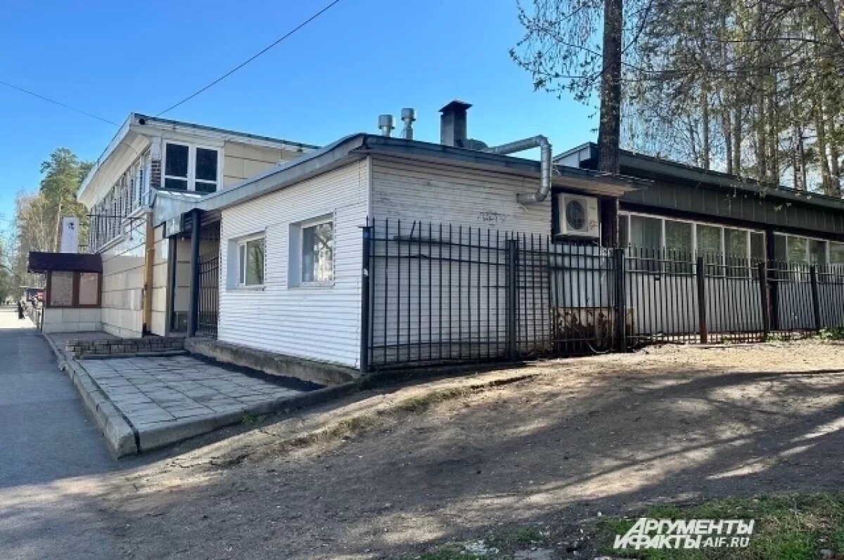    В Перми снесли бар, возле которого на заборе нашли тело 18-летней девушки