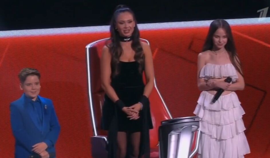 голос.дети 14.11.2025 кто прошел, кого выбрали