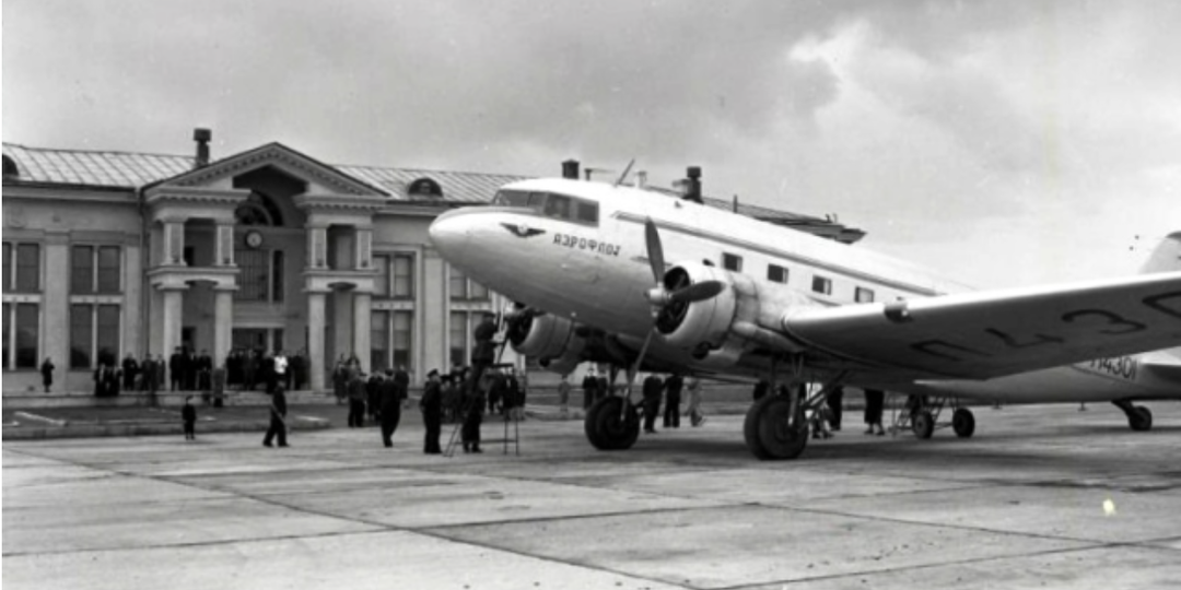 Весна 1989-го. В аэропорту Челябинска люди садились в такси и исчезали навсегда