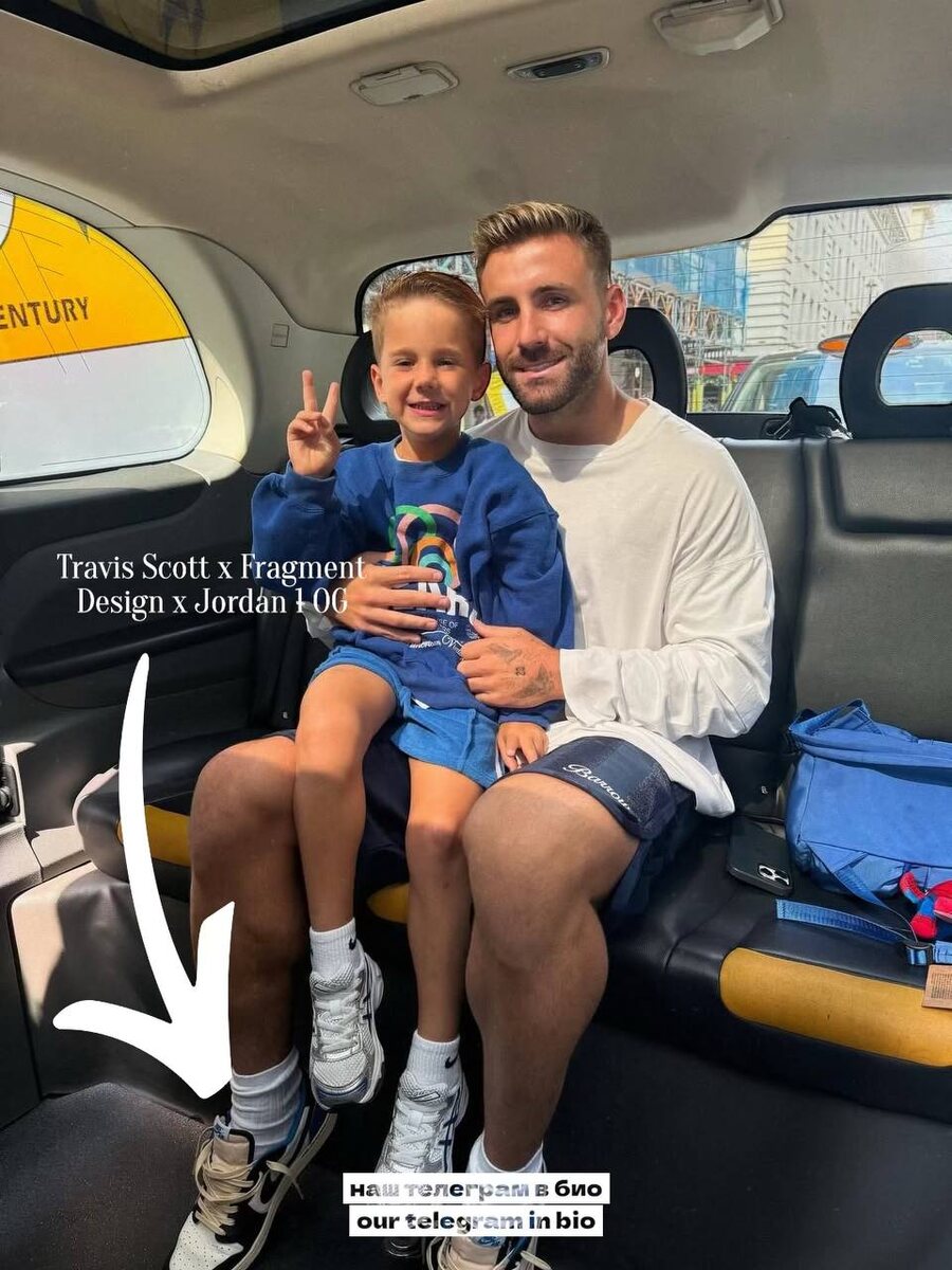 Travis Scott x Fragment Design x Jordan 1 OG