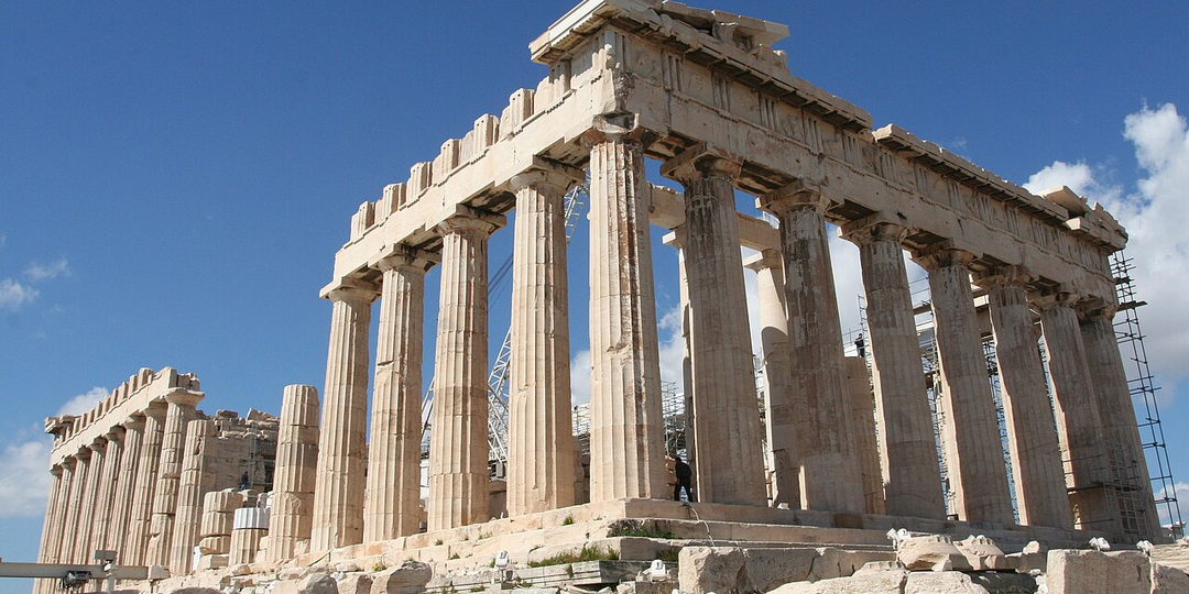 Почему Парфенон — не просто руины: взрыв, оптические иллюзии и идеальная геометрия
